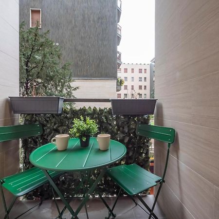 I Host Apartment - Melloni 34 ミラノ エクステリア 写真